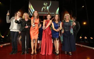 2015 GOLDENE BILD der FRAU Gala Gruppenfoto Preisträgerinnen