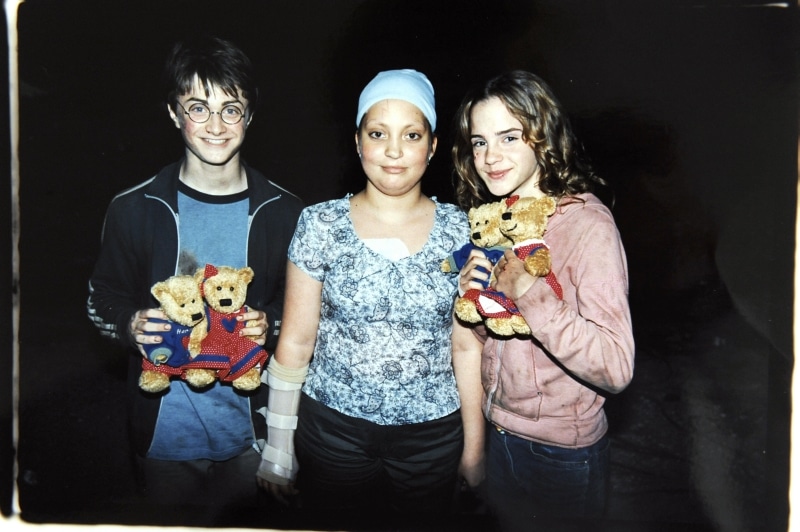 GOLDENE BILD der FRAU 2012 Preisträgerin Wera Röttgering, Patientin Hannah Völler, Harry Potter Darsteller Daniel Radcliffe und Emma Watson